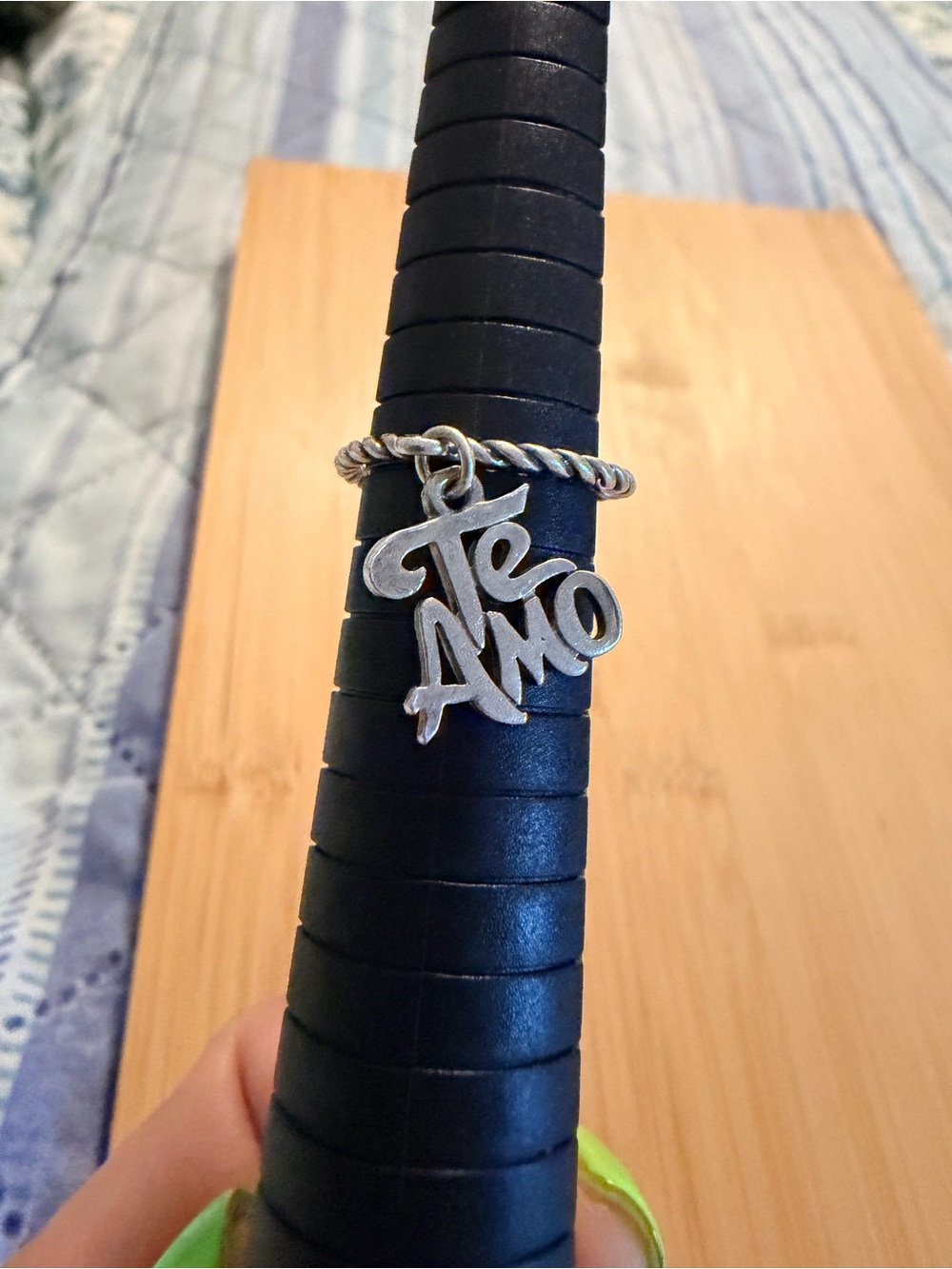 “Te Amo” James Avery retired twisted ring.